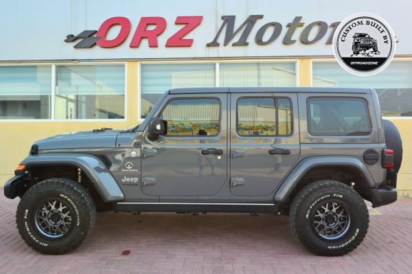 2021 JEEP WRANGLER 4DR SAHARA STING GREY