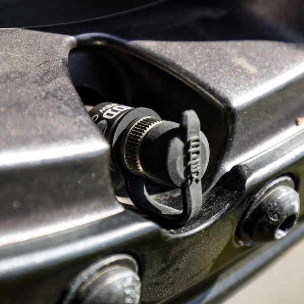 APEX FLIP TO DEFLATE CAP SET OF 4