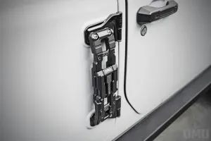 OMU JK/JL/JT: Genesis Series Aluminum Door Hinge Step Folding Foot Pedal