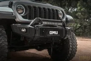 OMU JL/JT: Genesis Series Steel And Aluminum Front Bumper with Sensor Hole SKU GFB-JW2-20273